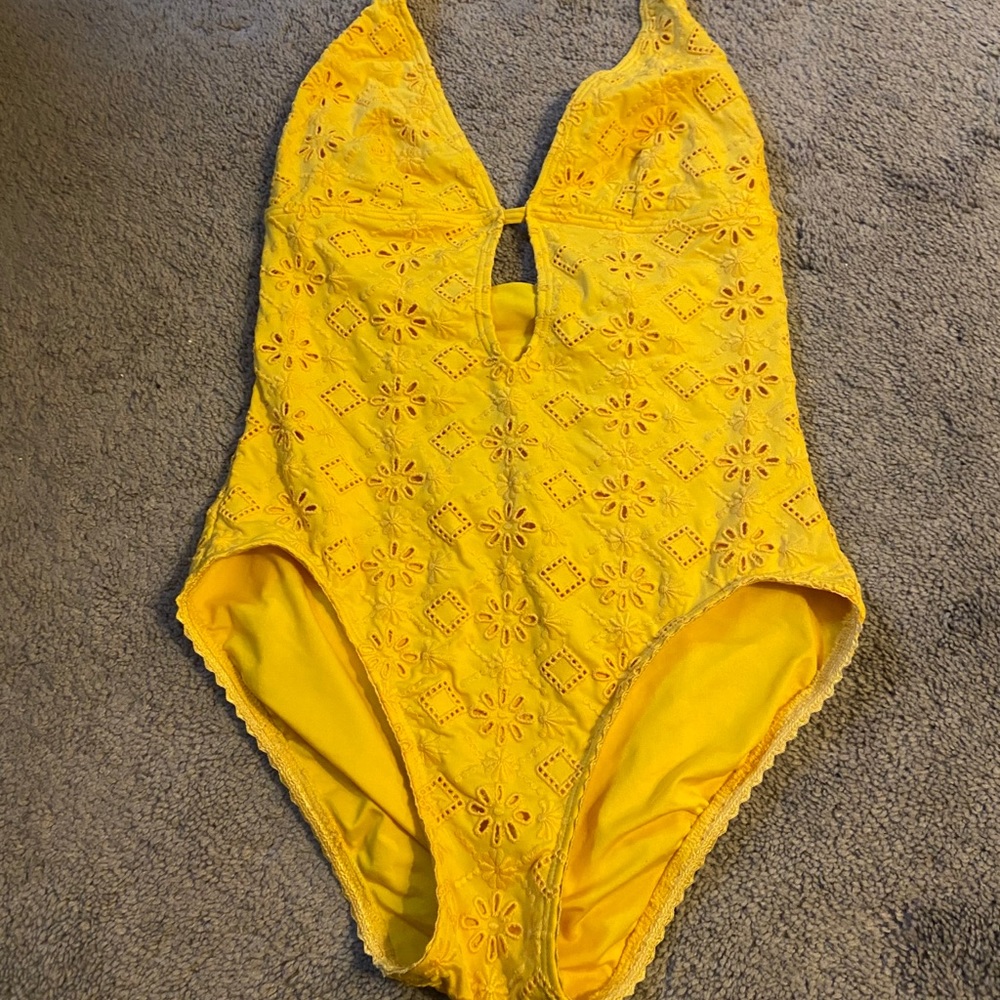 Kate spade one piece swim suit